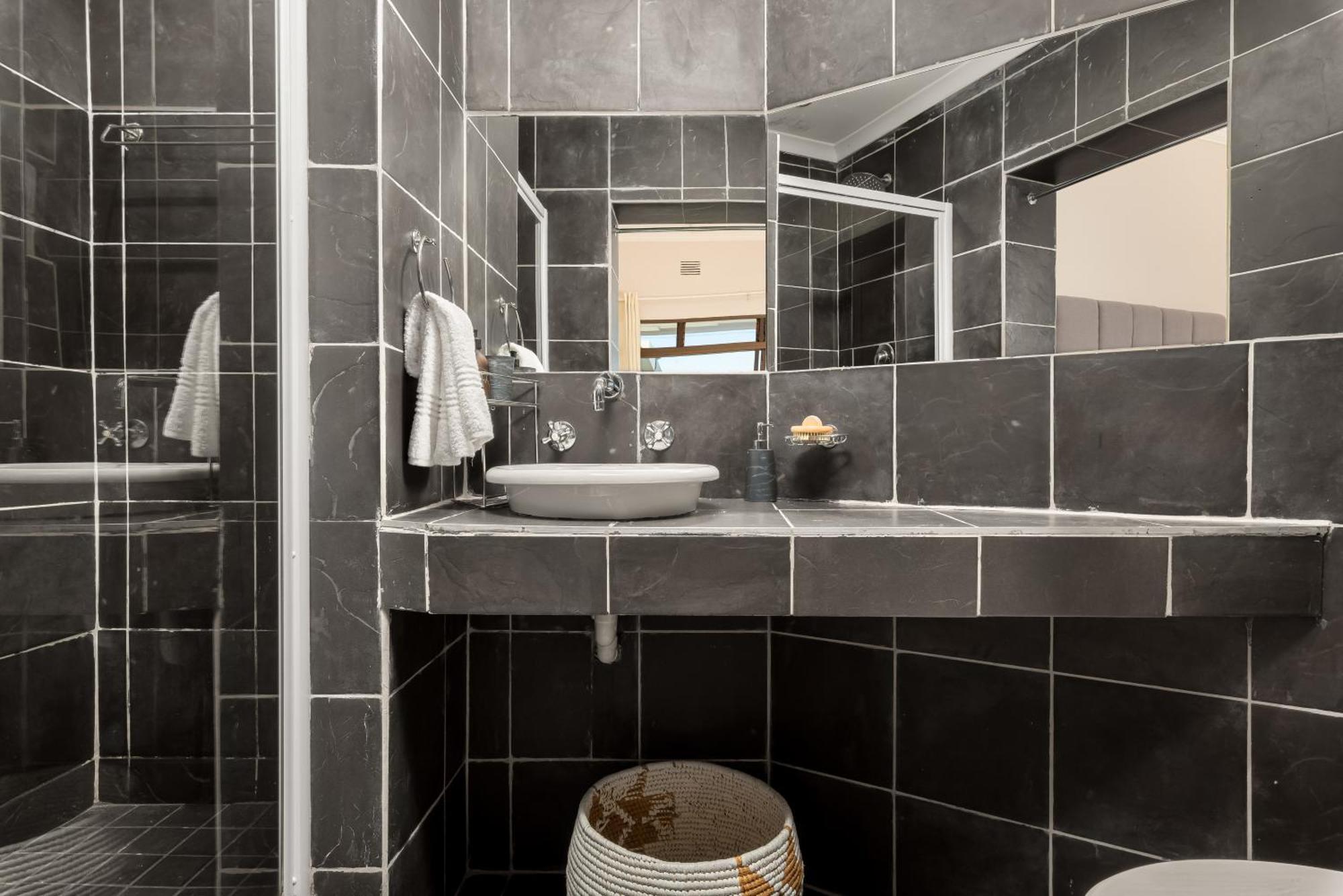 Oliver Court 4 Cape Town